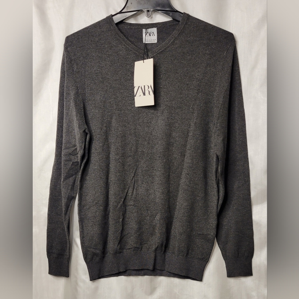 Zara V neck pullover sweater